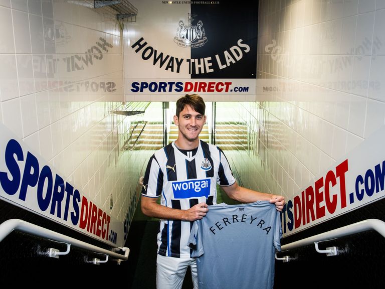 New signing Facundo Ferreyra poses at St James' Park