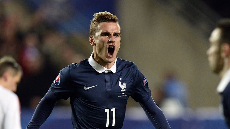 antoine-griezmann-goal-celeb-for-france-v-albania_3229275.jpg