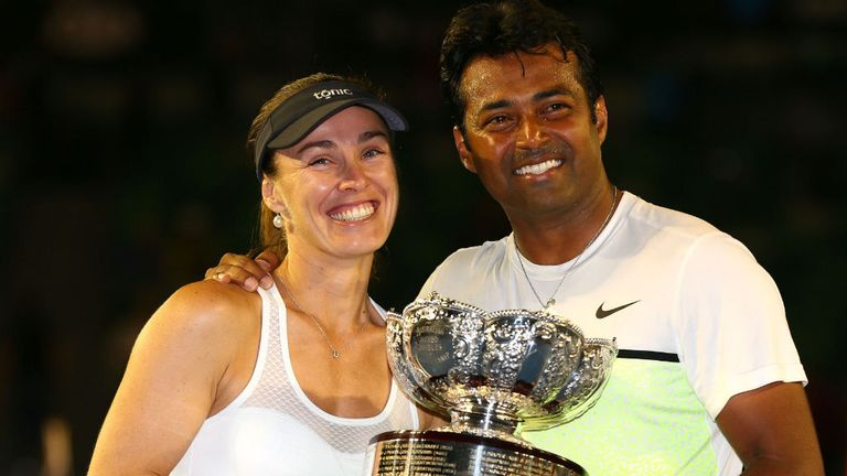 tennis-paes-leander-and-hingis-martina_3258922.jpg?20150201071256