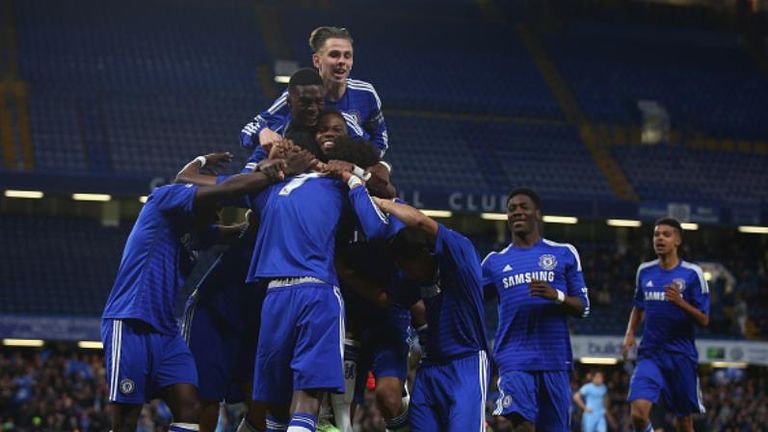 Chelsea celebrate Tammy Abraham's goal