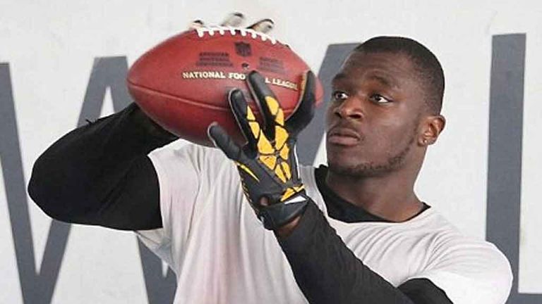 International flair: 4 players added to NFL practice squads