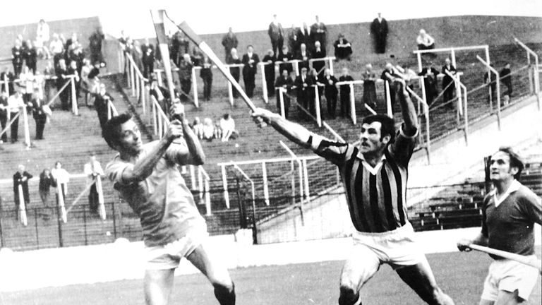 Wexford's Mick Butler (left) playing for London against Kilkenny in the All Ireland SHC semi-final in Croke Park in 1971