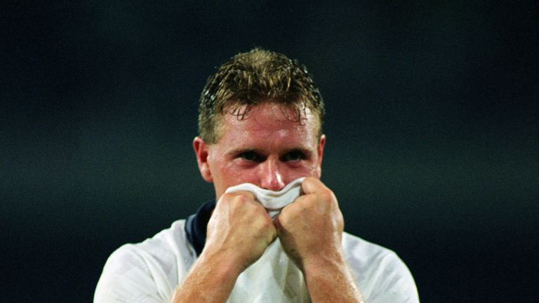 paul-gascoigne-england-football_3320989.jpg?20150822122829