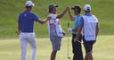 De La Riva sets Prague pace