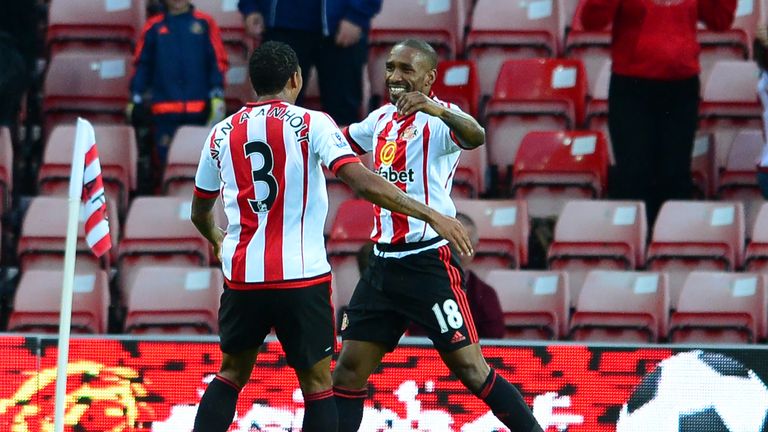 jermain-defoe-sunderland-goal-celebration_3342230.jpg