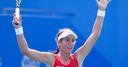 Konta through as Azarenka retires