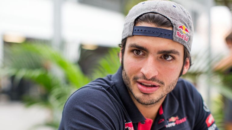 Sainz asked that Verstappen move over in the closing laps