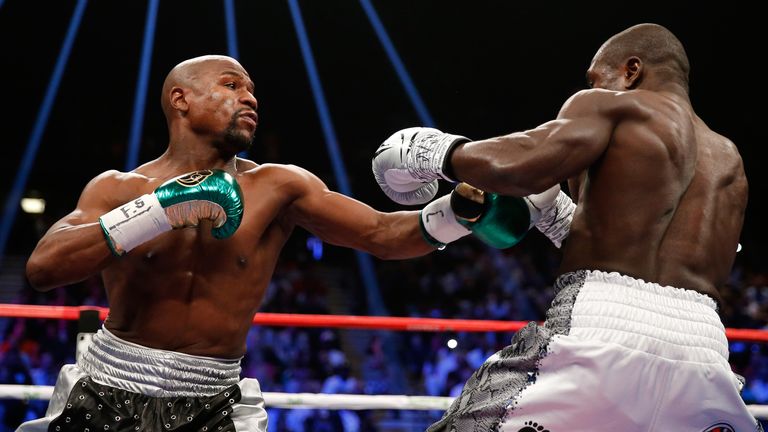 Mayweather won a unanimous decision against Berto