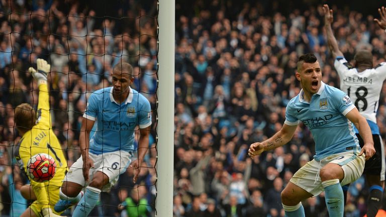 Aguero reacts after scoring Manchester City's equaliser