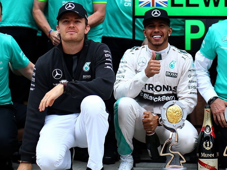 hamilton-rosberg-mercedes_3362875.jpg?20