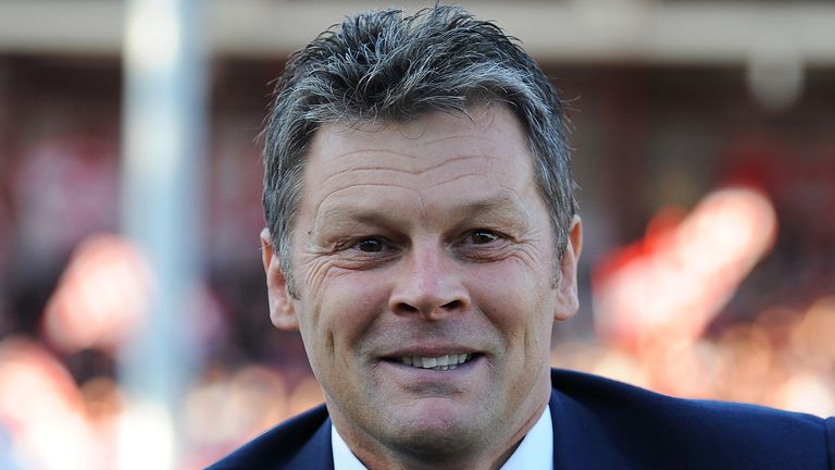 bristol-city-steve-cotterill-football_3375030.jpg