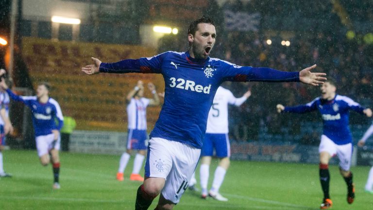 Nicky Clark's goal sent Rangers into the Scottish Cup quarter-finals