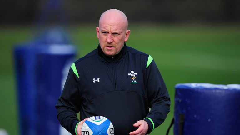 Wales coach Shaun Edwards has joined the Cardiff Blues as a defence consultant
