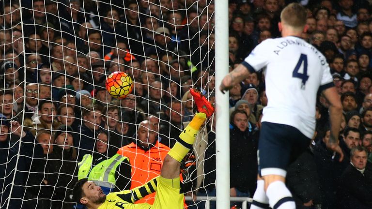 Tottenham goalkeeper Hugo Lloris is beaten by Antonio's header