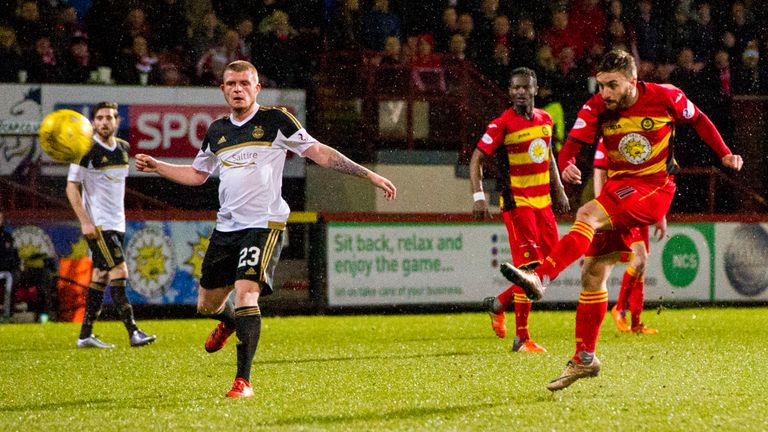 Steven Lawless (right) had given Partick the lead