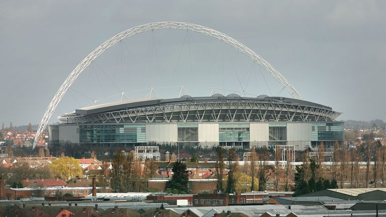Van Gaal says Wembley is the most 'prestigious temple' of English football