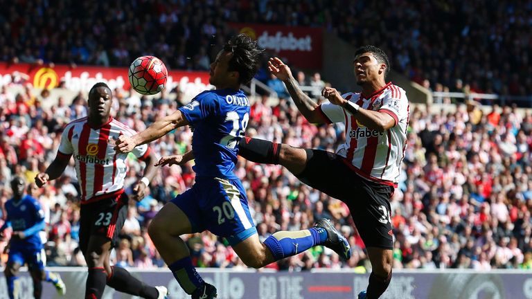 deandre-yedlin-sunderland-leicester-shin