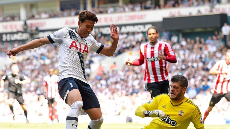 Tottenham went ahead against Southampton but lost the match 2-1