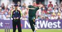 Gurney signs new Notts deal