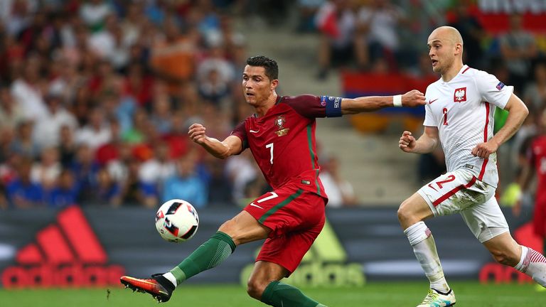 Cristiano Ronaldo wastes a chance against Poland
