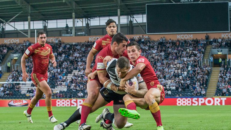 Yeaman in action against the Catalans Dragons