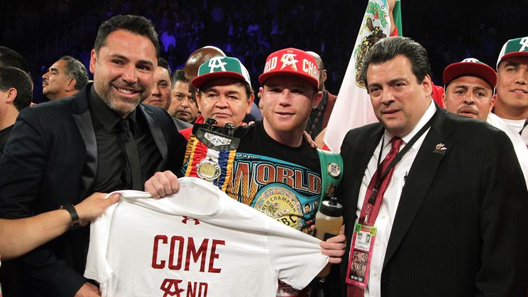 oscar-de-la-hoya-boxing-saul-alvarez_3792315.jpg