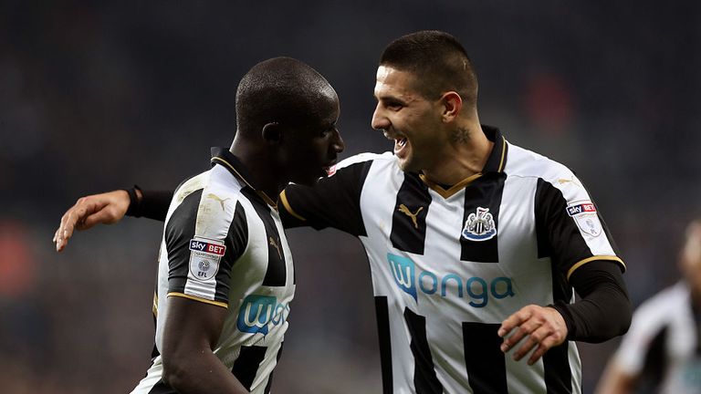 Mohamed Diame celebrates his first goal with Aleksandar Mitrovic