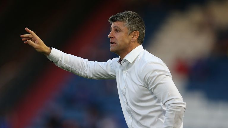 Steve Robinson's Oldham ended Scunthorpe's winning streak