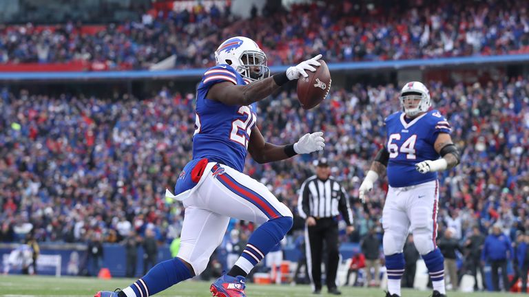 Oakland Raiders third favorites to win the AFC playoffs following Week 13 Oakland Raiders third favorites to win the AFC playoffs following Week 13