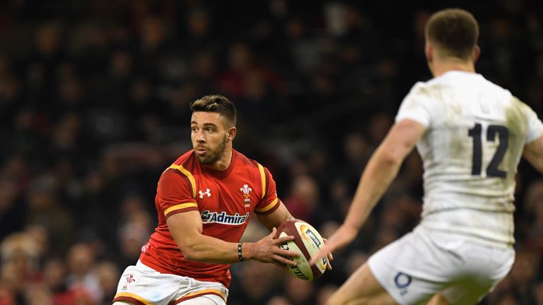 Rhys Webb's pass opened up the English defence for Liam Williams' try