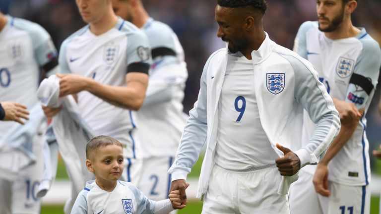 Bradley Lowery walks out at Wembley alongside his favourite Sunderland player, Jermain Defoe