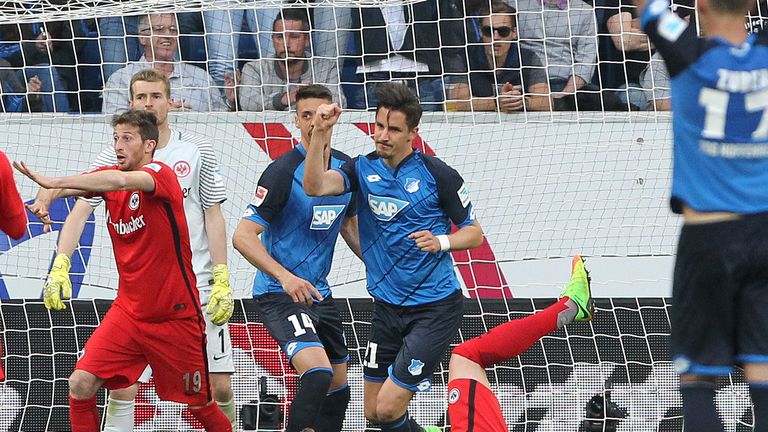 Hoffenheim defender Benjamin Huebner (centre) will not be signing for Everton