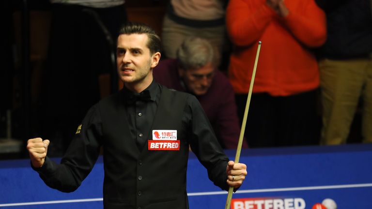 Mark Selby has fought his way back into contention against John Higgins in the final