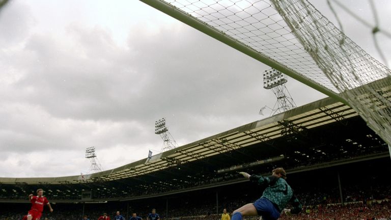 Swindon's Paul Bodin scores a penalty against Leicester