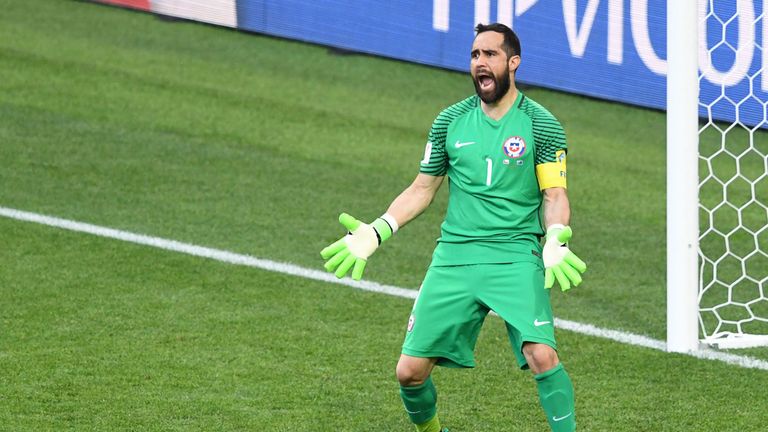 Chile Australia Claudio Bravo Returns As Chile Book Semi Final Meeting With Portugal Chile Australia Claudio Bravo Returns As Chile Book Semi Final Meeting With Portugal