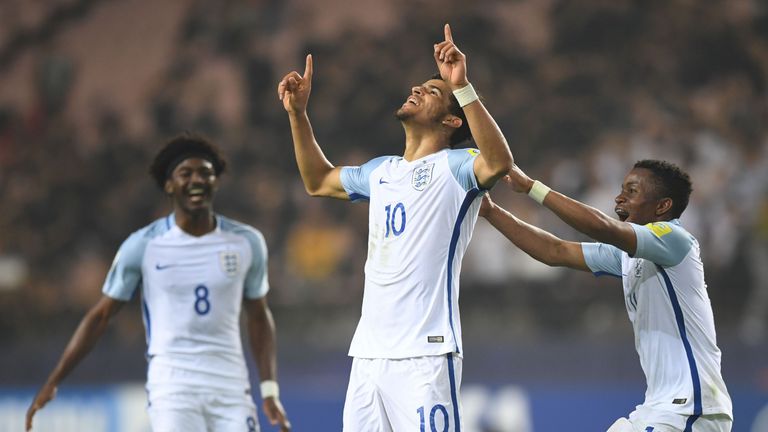 Dominic Solanke scored twice to fire England into the FIFA U20 World Cup final