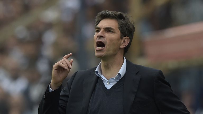 Mauricio Pellegrino speaks English well and previously coached at Liverpool