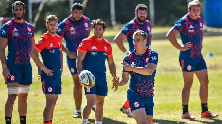 Jules Plisson replaces Francois Trinh-Duc at fly-half