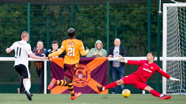 Ashley Grimes fires Edinburgh City ahead at Ainslie Park but Motherwell recovered to win 2-1