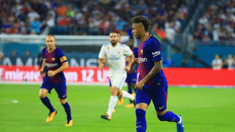 Neymar runs with ball during Barca's 3-2 win over Real Madrid