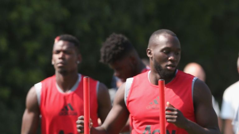 Romelu Lukaku trains with the Manchester United squad