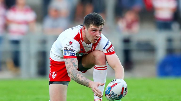 Can St Helens centre Mark Percival force his way into Wayne Bennett's plans?