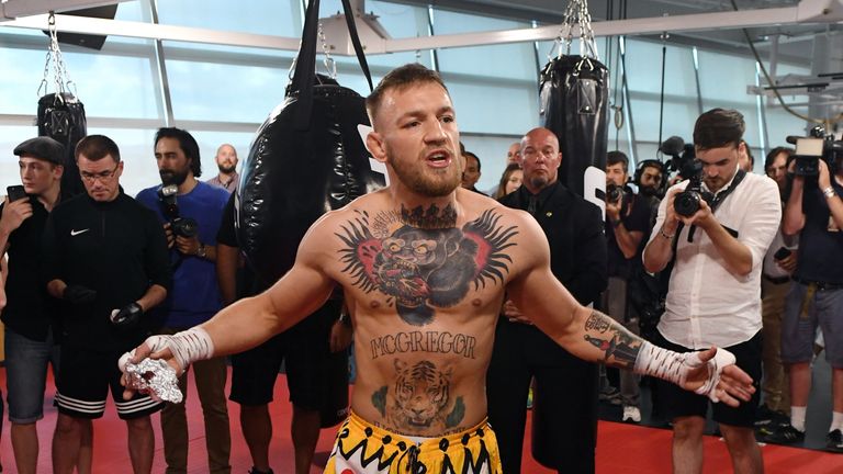McGregor has revealed he offered to face Frankie Edgar at UFC 222