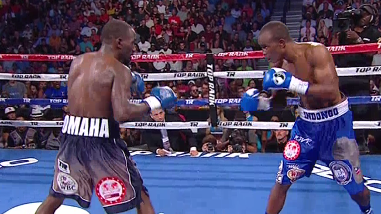Crawford becomes the first fighter to defeat Indongo