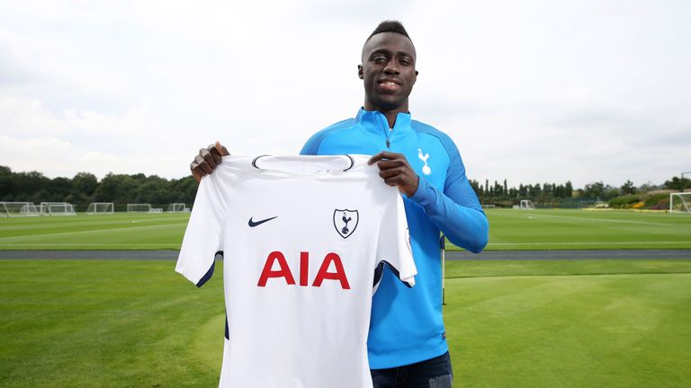 Reinforcement: Tottenham Hotspur complete Sanchez transfer