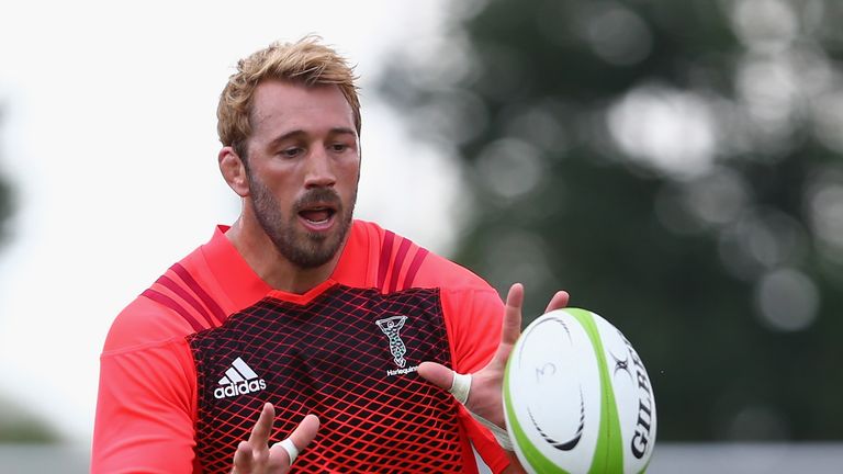 Chris Robshaw has extended his stay at Harlequins