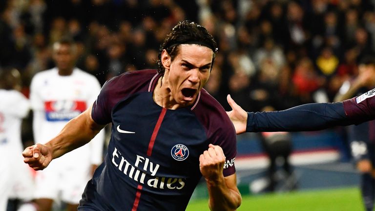 Edinson Cavani celebrates scoring for PSG