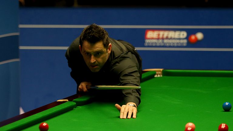 Ronnie O'Sullivan eased past Michael White in York to reach the fourth round