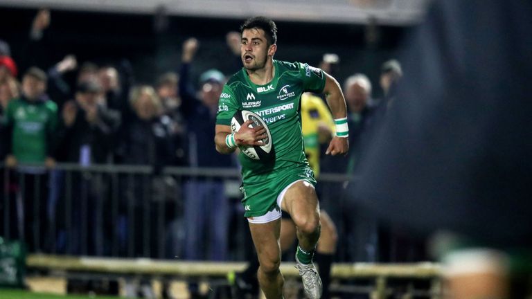 Tiernan O'Halloran commits to Connacht