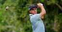 Fowler shines in stormy Mexico